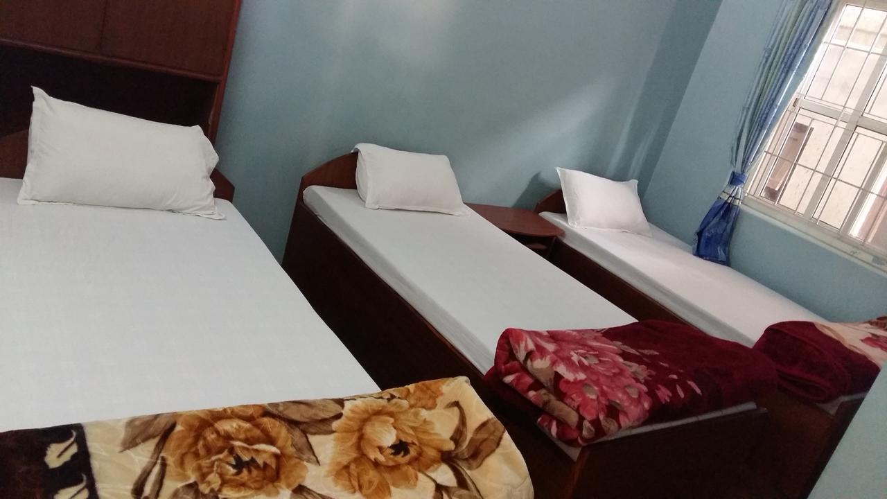 Hotel Bhadrakali Pokhara Inn Exteriör bild