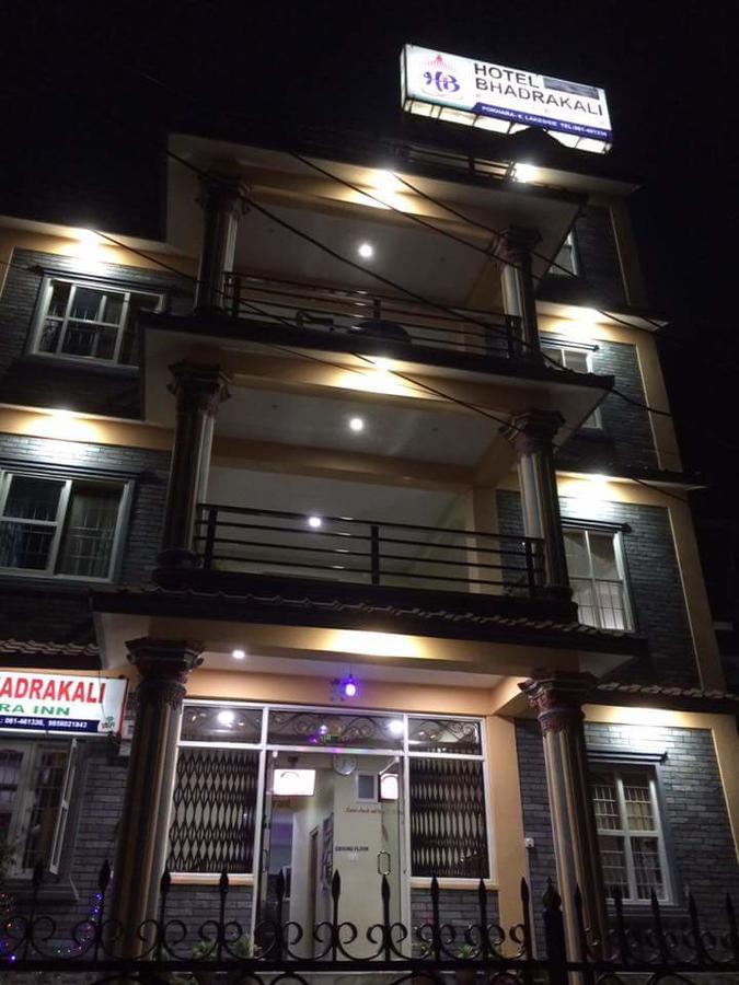 Hotel Bhadrakali Pokhara Inn Exteriör bild