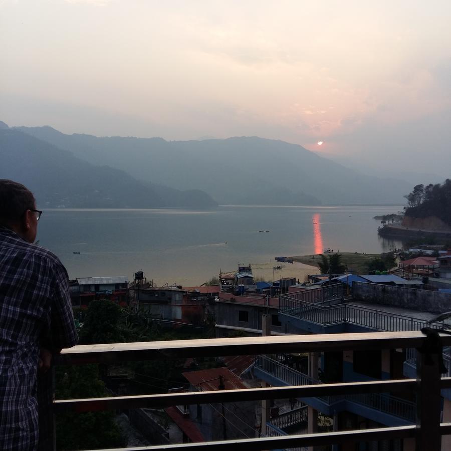 Hotel Bhadrakali Pokhara Inn Exteriör bild
