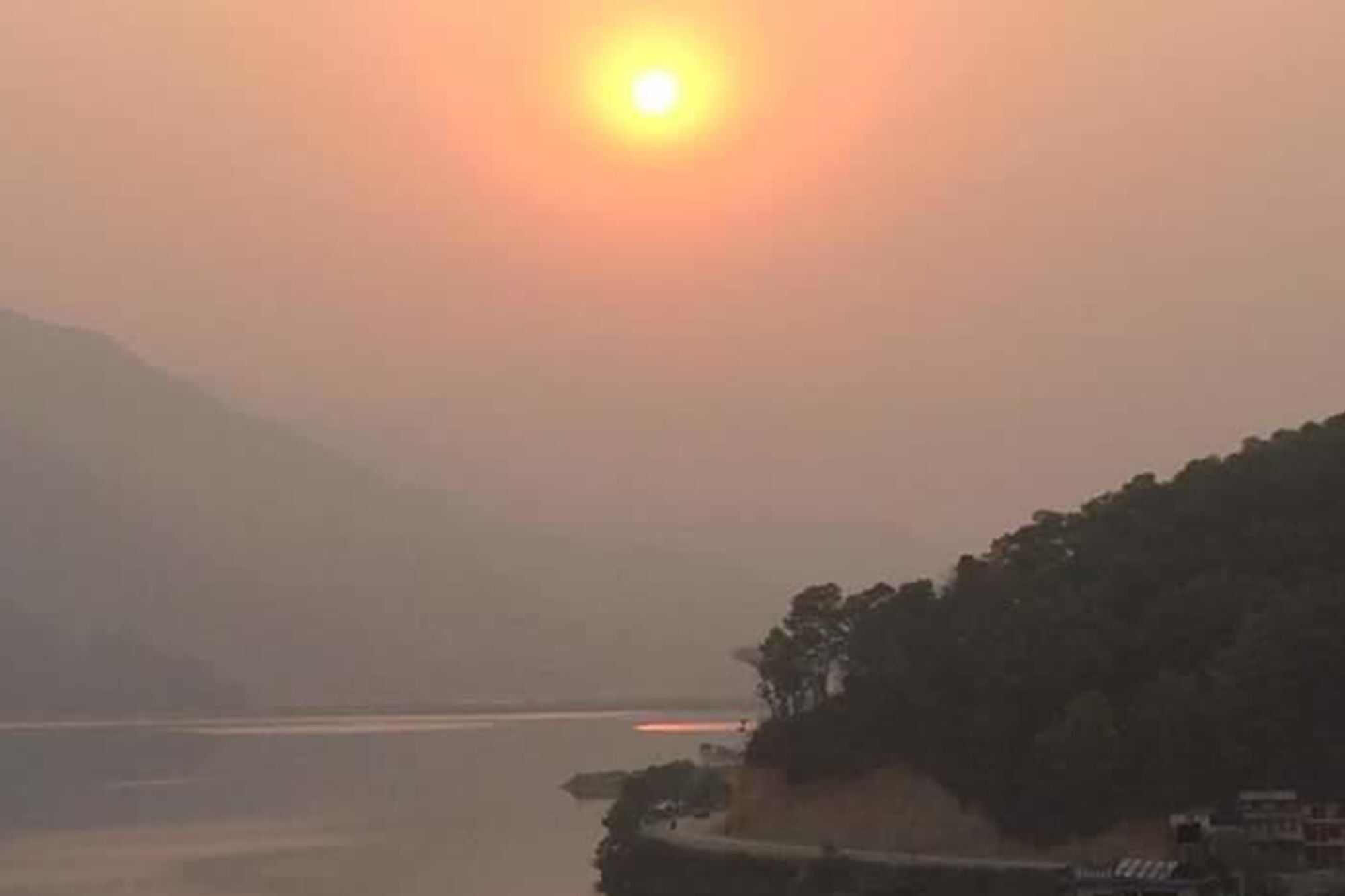 Hotel Bhadrakali Pokhara Inn Exteriör bild