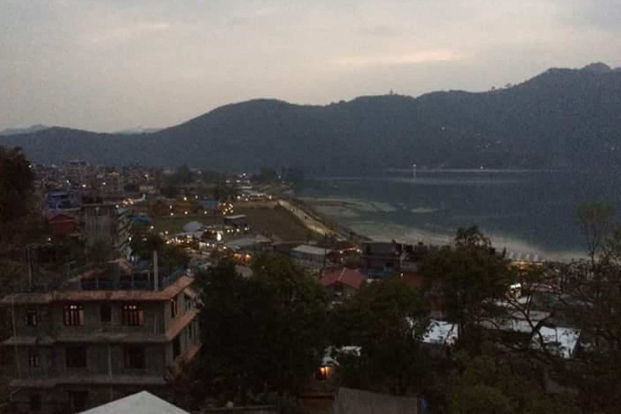 Hotel Bhadrakali Pokhara Inn Exteriör bild